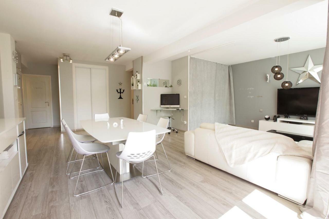 Le Celestay Villeurbanne Exterior foto