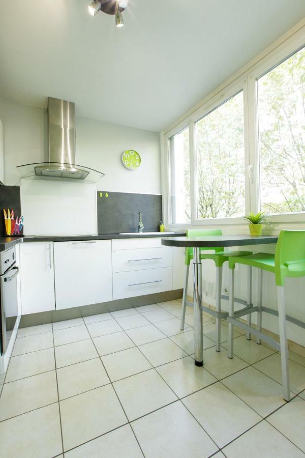 Le Celestay Villeurbanne Exterior foto